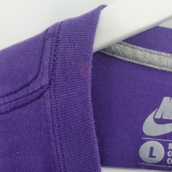Nike Big Swoosh Graphic Tee Shirt Purple - Picture 6 of 6